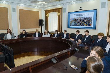 Депутат призывает к дискуссии